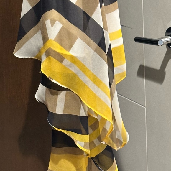 Fun Striped Jessica Simpson Dress - Picture 2 of 4